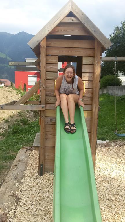 Ferienwohnung Zillertal - Schwemberger Fugen Ruang foto