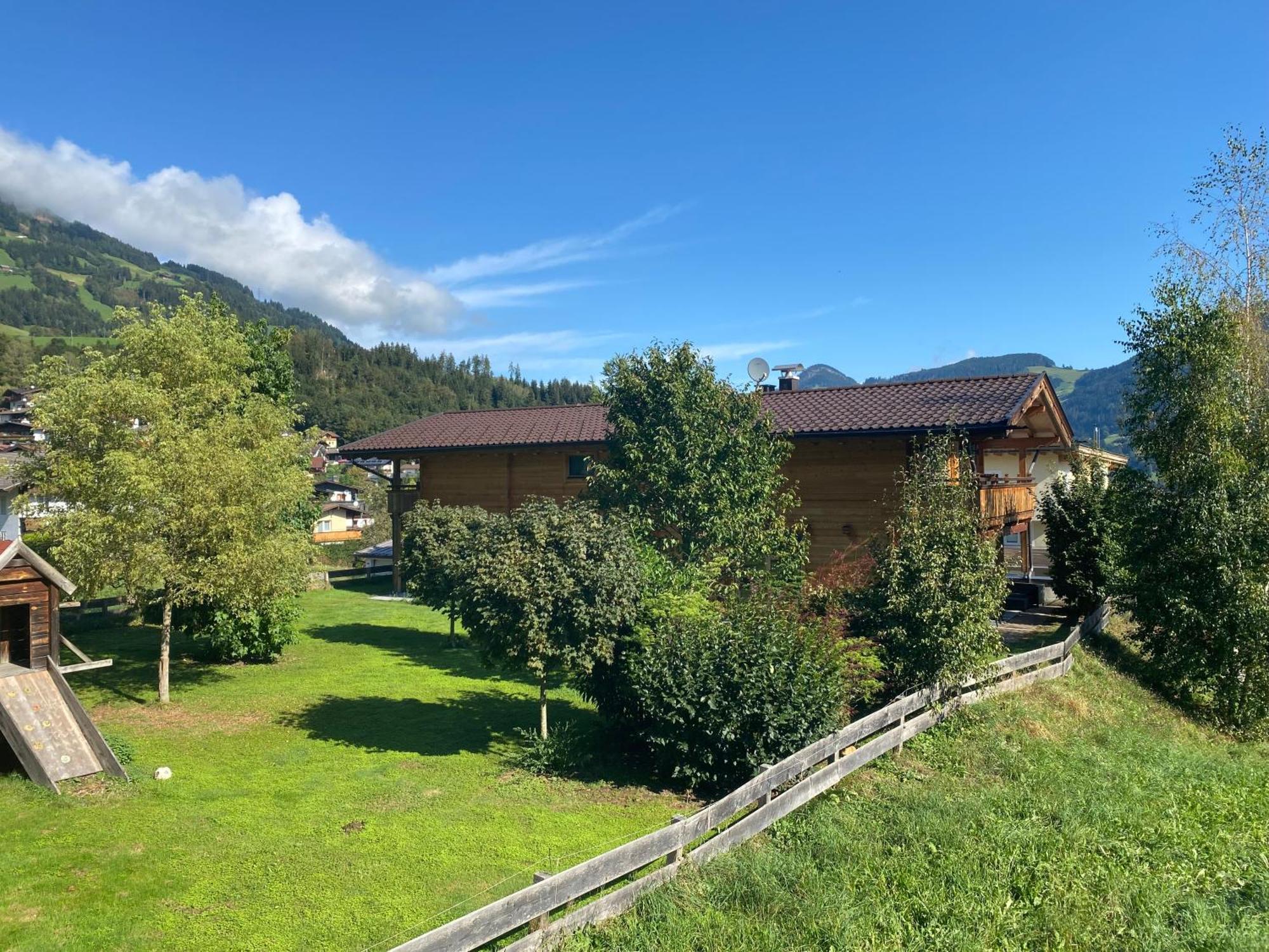 Ferienwohnung Zillertal - Schwemberger Fugen Bagian luar foto