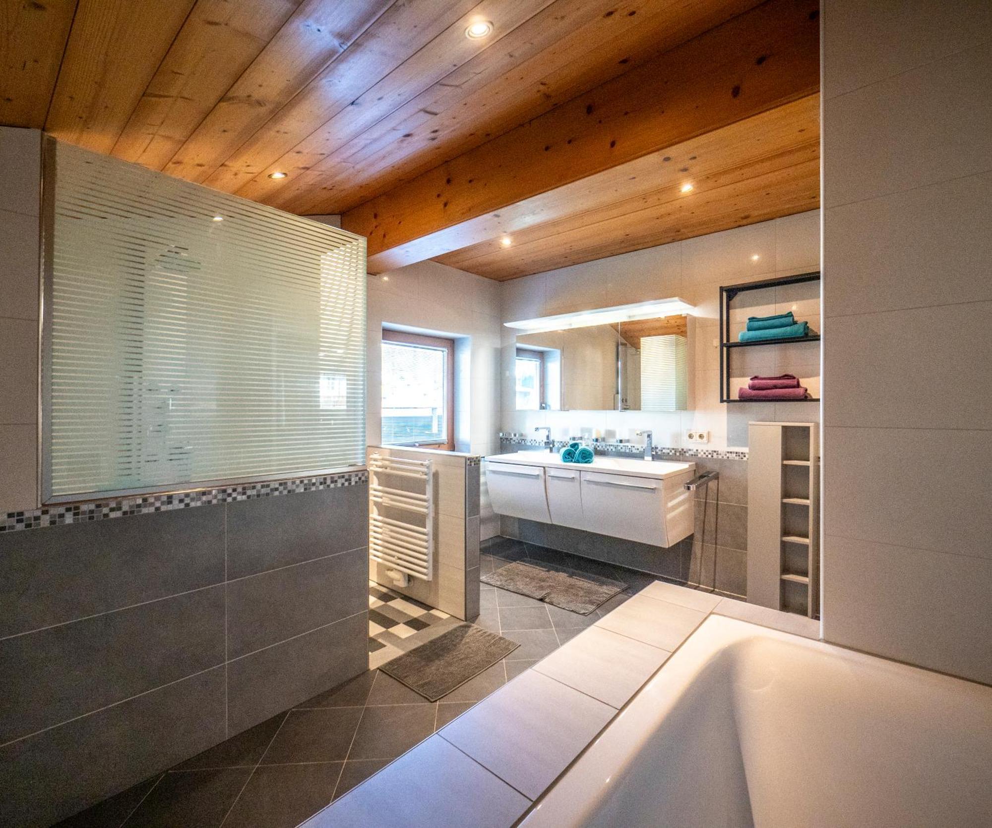 Ferienwohnung Zillertal - Schwemberger Fugen Bagian luar foto