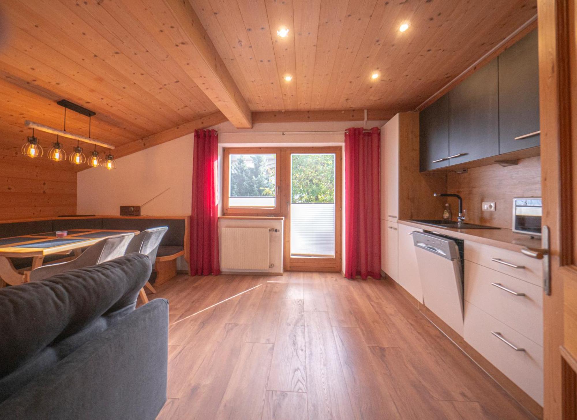 Ferienwohnung Zillertal - Schwemberger Fugen Bagian luar foto